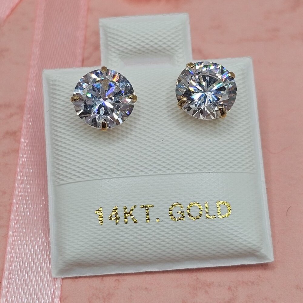 14KT Gold Clear Square CZ 7mm Screw Back Earrings